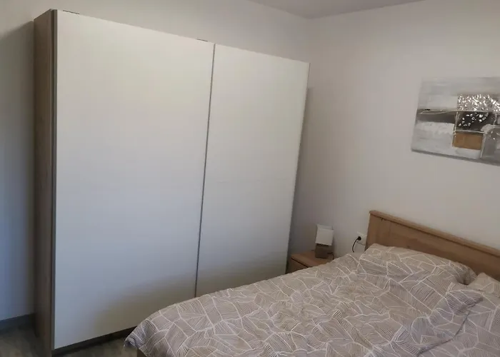 Marie * 卡维勒